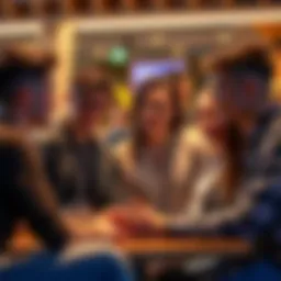 A group of young people talking about investing with Raiz in a casual setting.